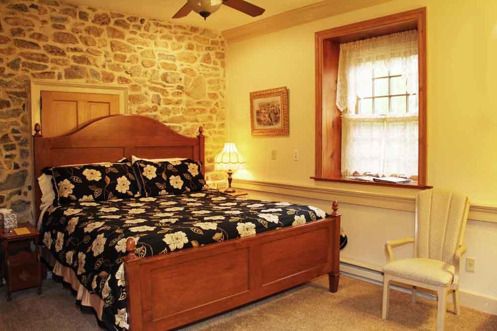 Rocky Acre Farm Bed & Breakfast Mount Joy Bagian luar foto