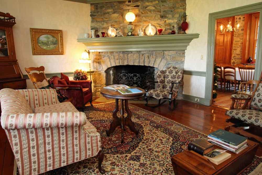 Rocky Acre Farm Bed & Breakfast Mount Joy Bagian luar foto